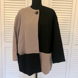 Ellen Tracy Petite Black and Beige Color-blocked 100% Wool Dress Poncho